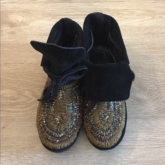 House of Harlow 1960 Maddie Beaded Suede Mocassin - Picture 3 of 10
